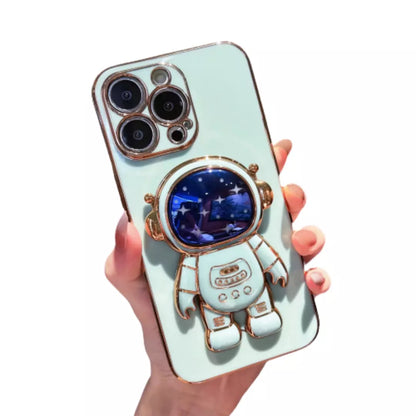 Capinha iPhone 15 Astronauta 3D Estrelas